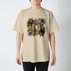 MIdesignのレトロフラワー Regular Fit T-Shirt