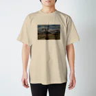 山岳グッズのお店のスイスの風景Tシャツ　＃002 Regular Fit T-Shirt