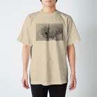 光平洋子のかしこいプーリー犬が転がる。 puli illustration  Regular Fit T-Shirt