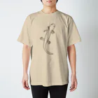 ありのままのびうすのハコネサンショウウオ幼生 Regular Fit T-Shirt