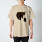 gomaphの冬眠めざめのおやこヒグマ Regular Fit T-Shirt