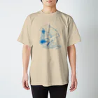 オカヤイヅミのホットサンドと架空の猫_青 Regular Fit T-Shirt