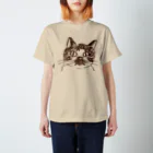 猫ねむりzzz..のブチ猫さん スタンダードTシャツ