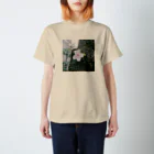 古春一生(Koharu Issey)の咲き誇れ、先の事など考えず。 Regular Fit T-Shirt