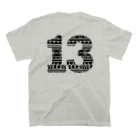 SCRUM clothing storeのラグビー センター Tシャツ（13番） 両面プリント Regular Fit T-Shirtの裏面