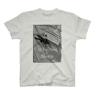 だずるの写真を使った何か店のAll You Need Is Sleep Regular Fit T-Shirt