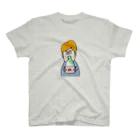 まめたのかき氷を食べる男 スタンダードTシャツ