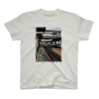 planetNITの電車待ち読書猫 スタンダードTシャツ