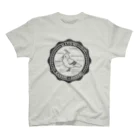 陰謀論かわいいのHATO NI KANSHI SARERU Regular Fit T-Shirt