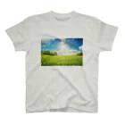 Teatime ティータイムの大草原の風景 Regular Fit T-Shirt