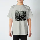 楽器と動物の亀2 Regular Fit T-Shirt