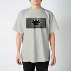 MONOQLOKOKOの蓮子 Regular Fit T-Shirt