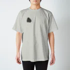 mugiのつよいぽぽ黒モルモットちゃん Regular Fit T-Shirt