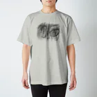 Omega-3の睨むひと Regular Fit T-Shirt