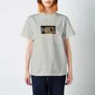 jamiiのおっとっと女の子足元 Regular Fit T-Shirt