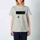 yawarakanezumiの雪原の犬 Regular Fit T-Shirt