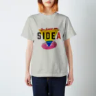 studio606 グッズショップのIn Love on SIDE A Regular Fit T-Shirt