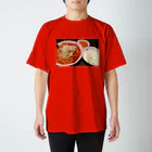 カピのラーメン Regular Fit T-Shirt