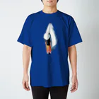 ロップイヤーの白鳥の顔ドアップ Regular Fit T-Shirt