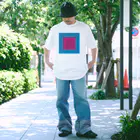 この気持ちはなんだろうのしかくいアナタ Regular Fit T-Shirt