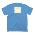 WOOOOWOの誕生日は8月1日です。 Regular Fit T-Shirtの裏面