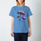 月夜のタツノオトシゴのwalking in the rain Regular Fit T-Shirt
