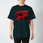 空屋　sorayakusakaの202311070847000　雨上がりの赤 Regular Fit T-Shirt