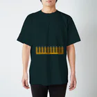 kumakumaのちんちん冠 スタンダードTシャツ