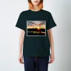 四月馬鹿同盟の「地獄の上も下も春」mysterious ver. スタンダードTシャツ