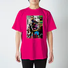 KIKUKUSURIの映画好きなスケーター Regular Fit T-Shirt