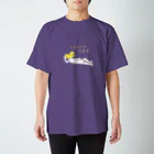 かかぽのかかぽさんが、くつろいだよ。 Regular Fit T-Shirt