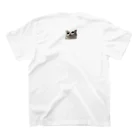 chii_shopのゴーゴーメイチャンマン！ Regular Fit T-Shirtの裏面