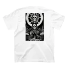 Skull sectionの太陽に祈り Regular Fit T-Shirtの裏面