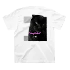 SnapTail by 交流猫動画のデカい黒猫どんちゃん Regular Fit T-Shirtの裏面