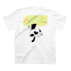 サバミケ、茶トラ、鍵しっぽ。のART CAT   ハチワレ Regular Fit T-Shirtの裏面