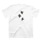 omochi_stampの手裏剣バックアタック Regular Fit T-Shirtの裏面
