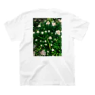 Hütte　hiiiiiの野草 Regular Fit T-Shirtの裏面