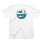 solid のsolid　fishingchannel　丸ロゴ Regular Fit T-Shirtの裏面