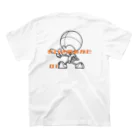 猫と私のせいぎのみかた　01 Regular Fit T-Shirtの裏面