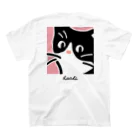 ハチワレ猫　ハチのお店のハチワレ猫　ハチ BOXピンク Regular Fit T-Shirtの裏面