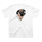 チルアンドスモークの喫煙犬 Regular Fit T-Shirtの裏面