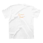 森田涼花のおやすみ Regular Fit T-Shirtの裏面