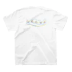 ちんまり雑貨店 ちくわーずのにゃんちく初およぎ Regular Fit T-Shirtの裏面