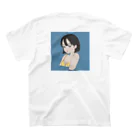 おむやきそばのボブっ子 Regular Fit T-Shirtの裏面