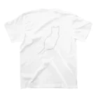 わんにゃんVTの猫　後ろ姿 Regular Fit T-Shirtの裏面