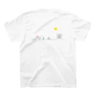 びたーびたーの猫と月 Regular Fit T-Shirtの裏面