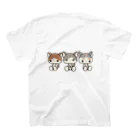 ねことおひるねのぬいぬい スタンダードTシャツの裏面