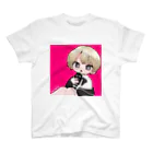 天使の輪のクラブにいる女 Regular Fit T-Shirt