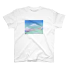 ゆかしのぺろ〜んshopの夕暮れの散歩道(春) Regular Fit T-Shirt