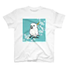 white-cockatooの花とキバタン Regular Fit T-Shirt